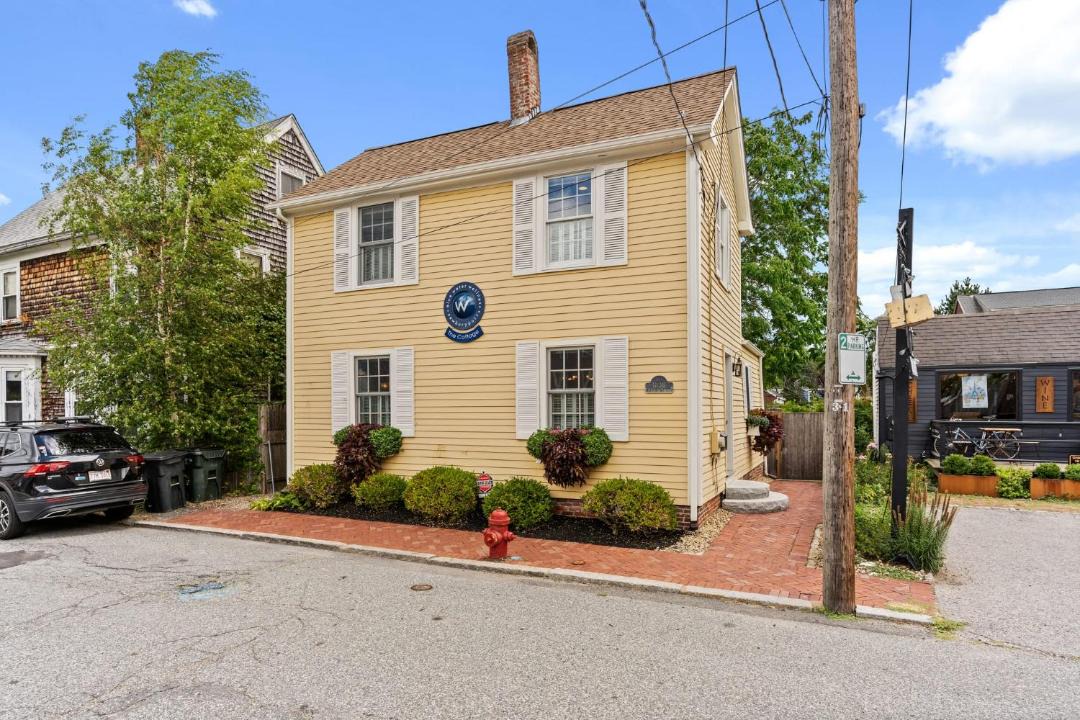 Photo of Others in Newburyport