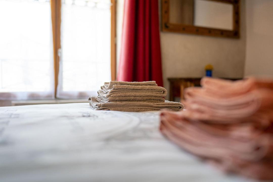 Photo of Others in Aigne