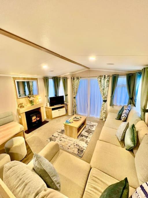 Photo of Others in Par