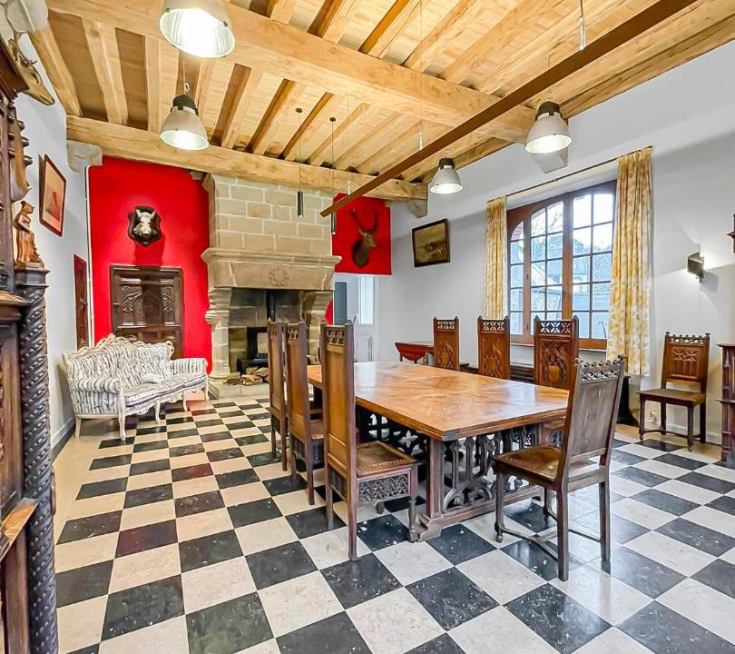 Photo of Others in Quintin