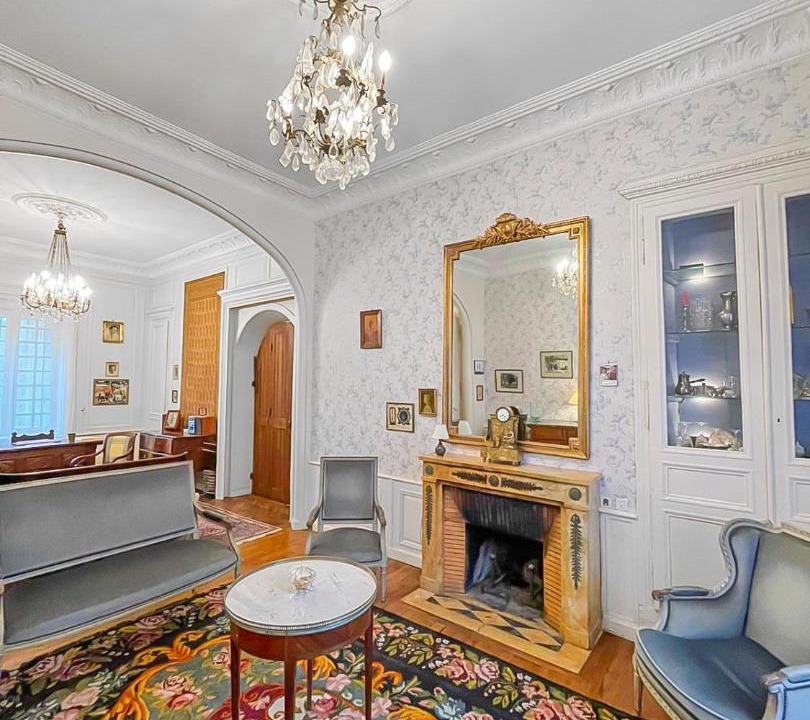 Photo of Others in Quintin