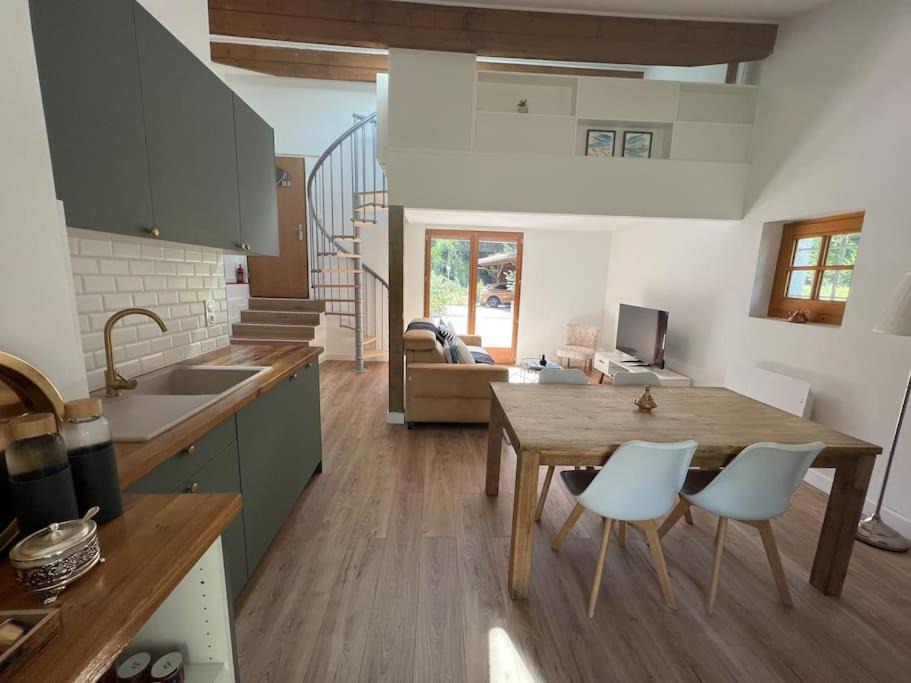 Photo of Livingroom in Fillinges