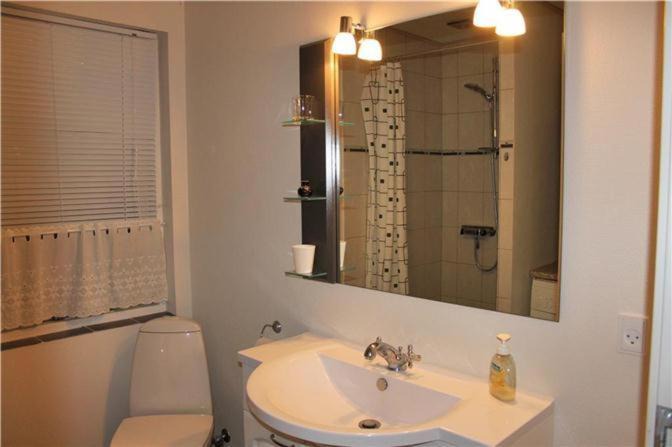 Photo of Bathroom in Roslev
