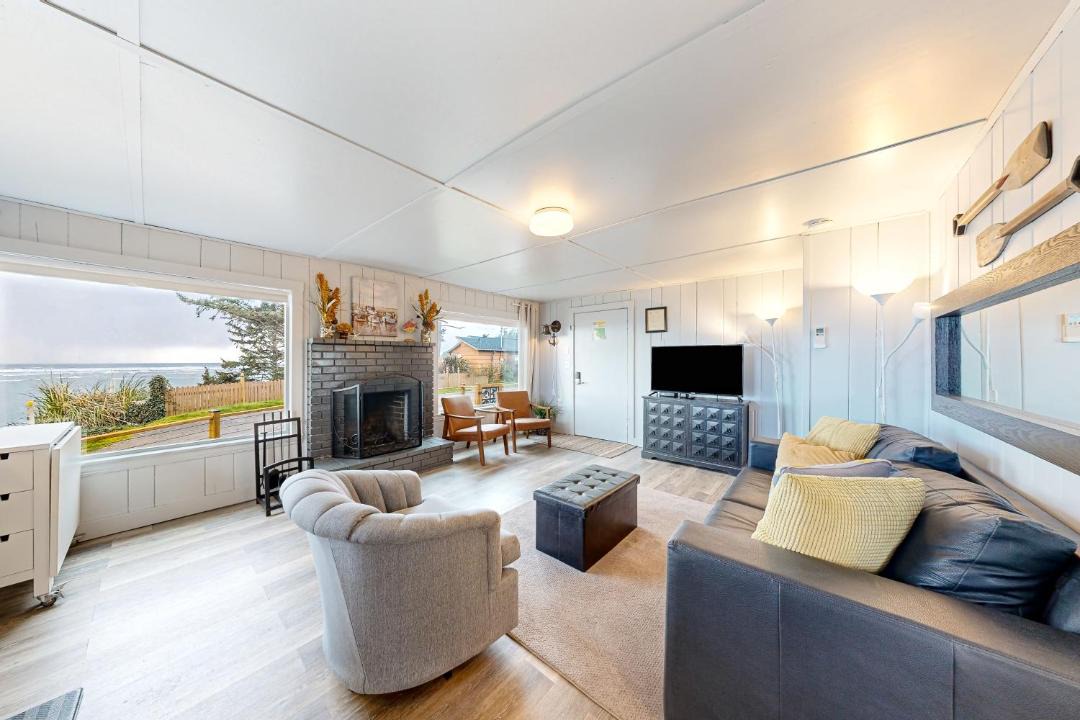 Photo of Others in Netarts