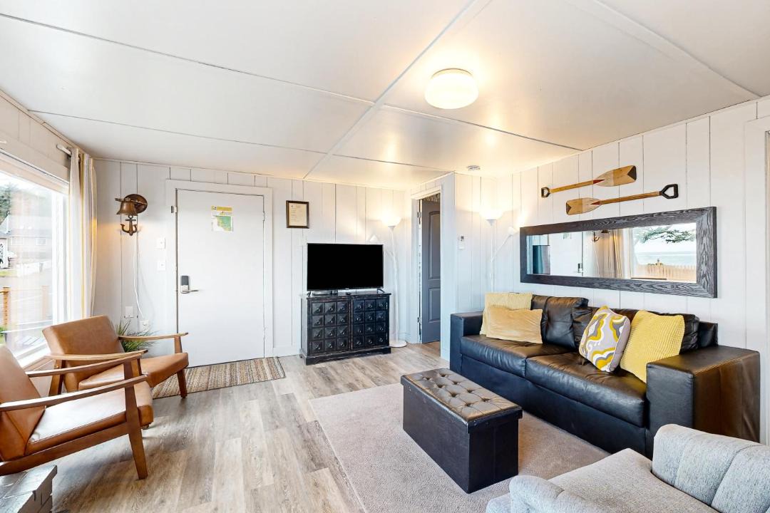 Photo of Others in Netarts