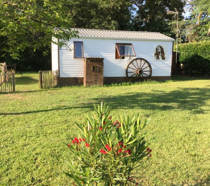 Photo of Others in Perissac