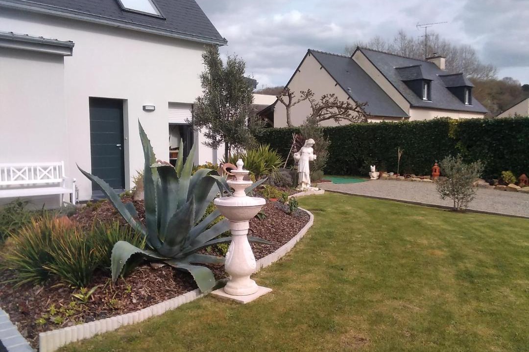Photo of Others in Saint-Broladre