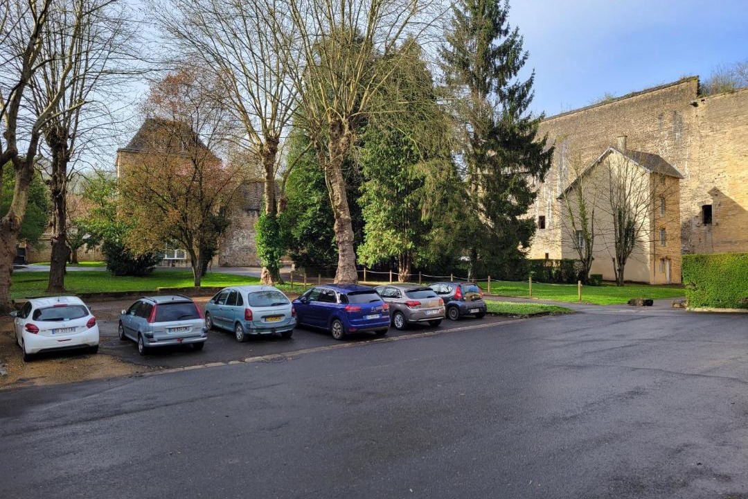 Photo of Buildings in Sedan