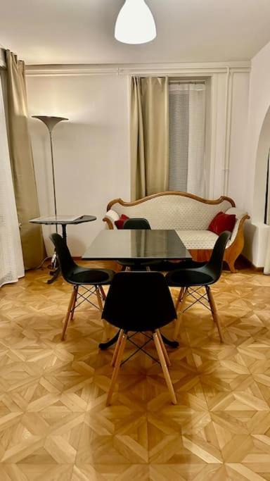 Photo of Livingroom in Seebach