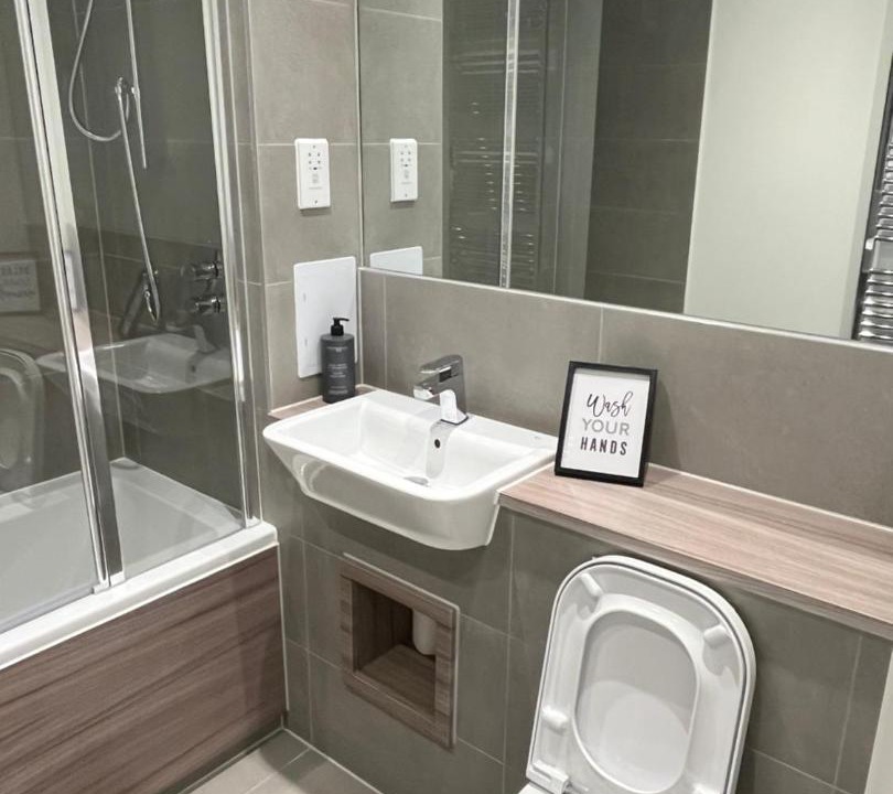 Photo of Bathroom in Gascoigne