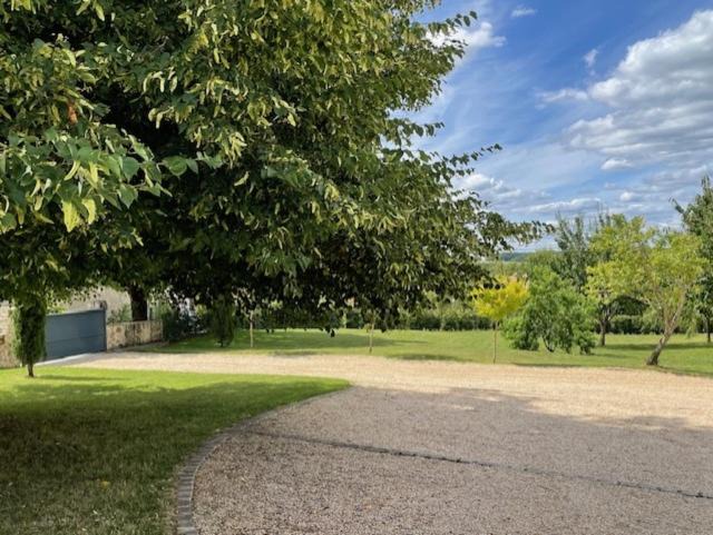 Photo of Others in Saint-Saud-Lacoussiere