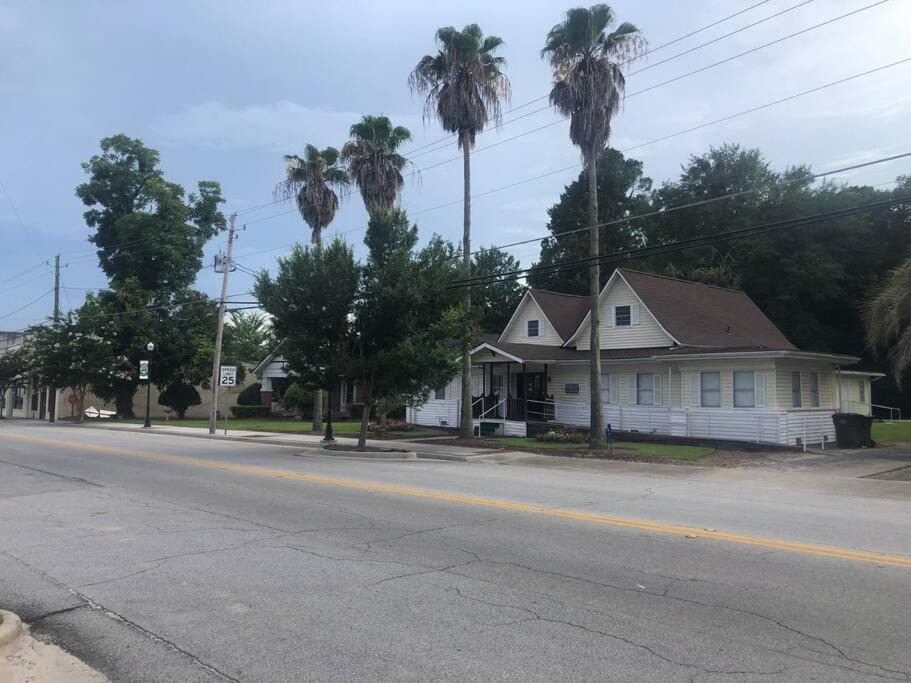 Photo of Buildings in Wadley