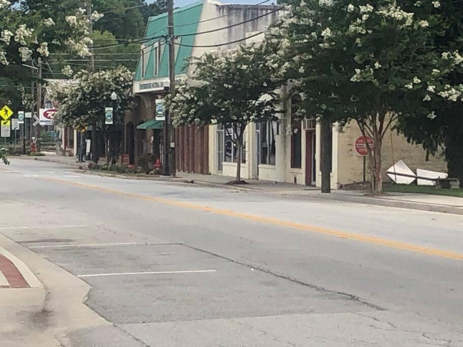 Photo of Others in Wadley
