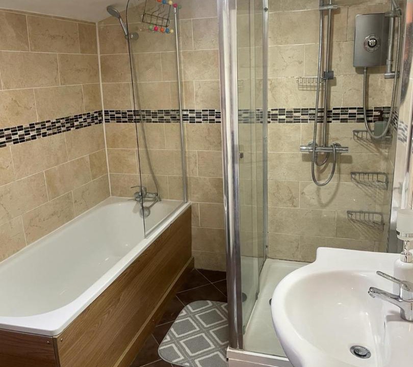 Photo of Others in Boleyn