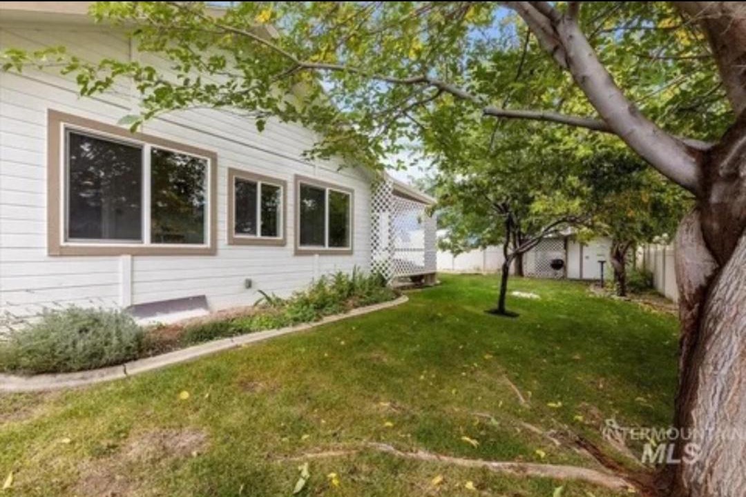 Photo of Others in Star