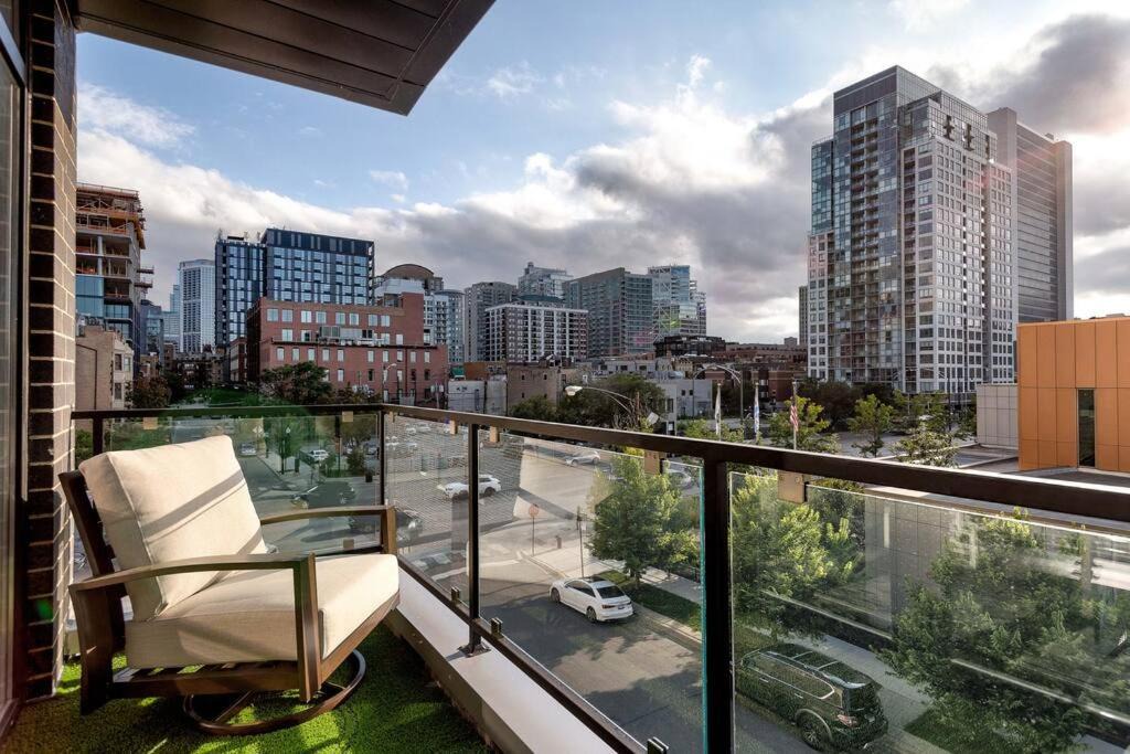 Photo of Others in River North