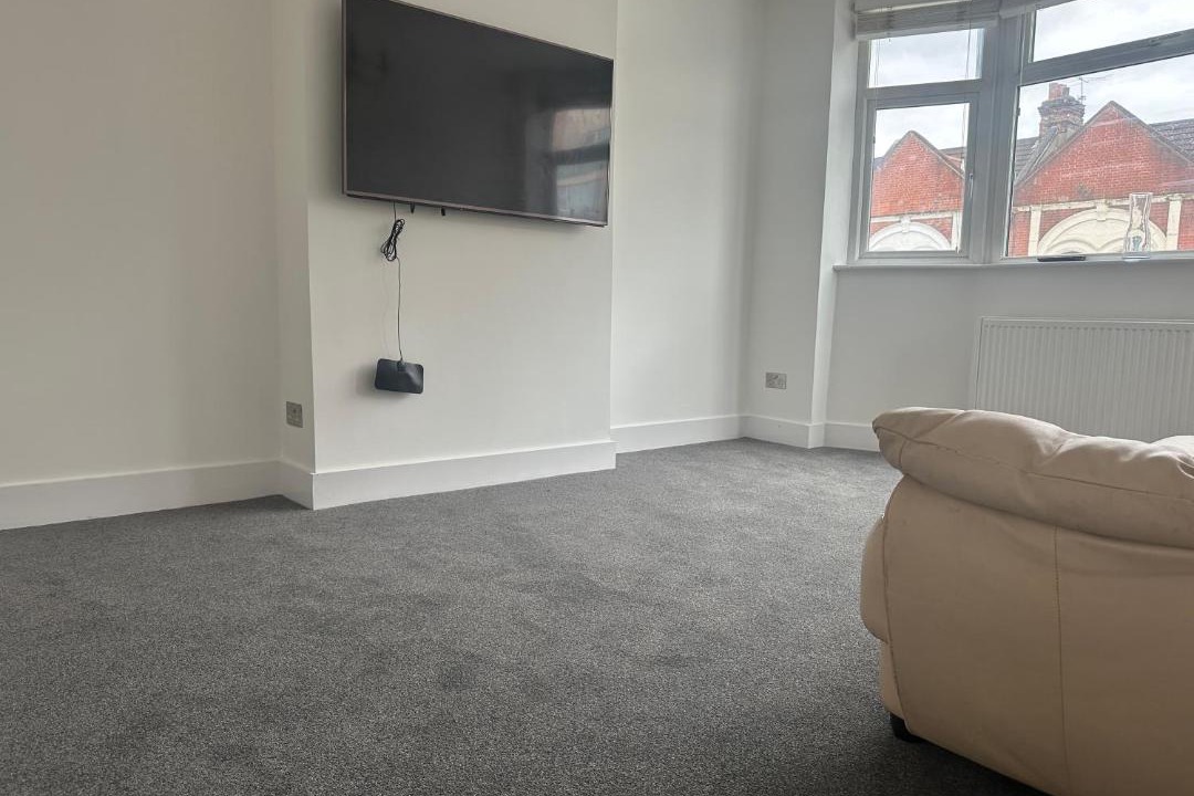 Photo of Others in Graveney