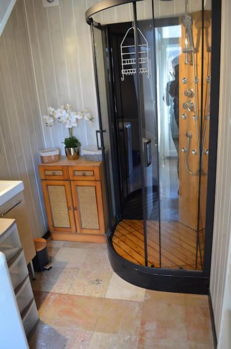 Photo of Others in Buncey