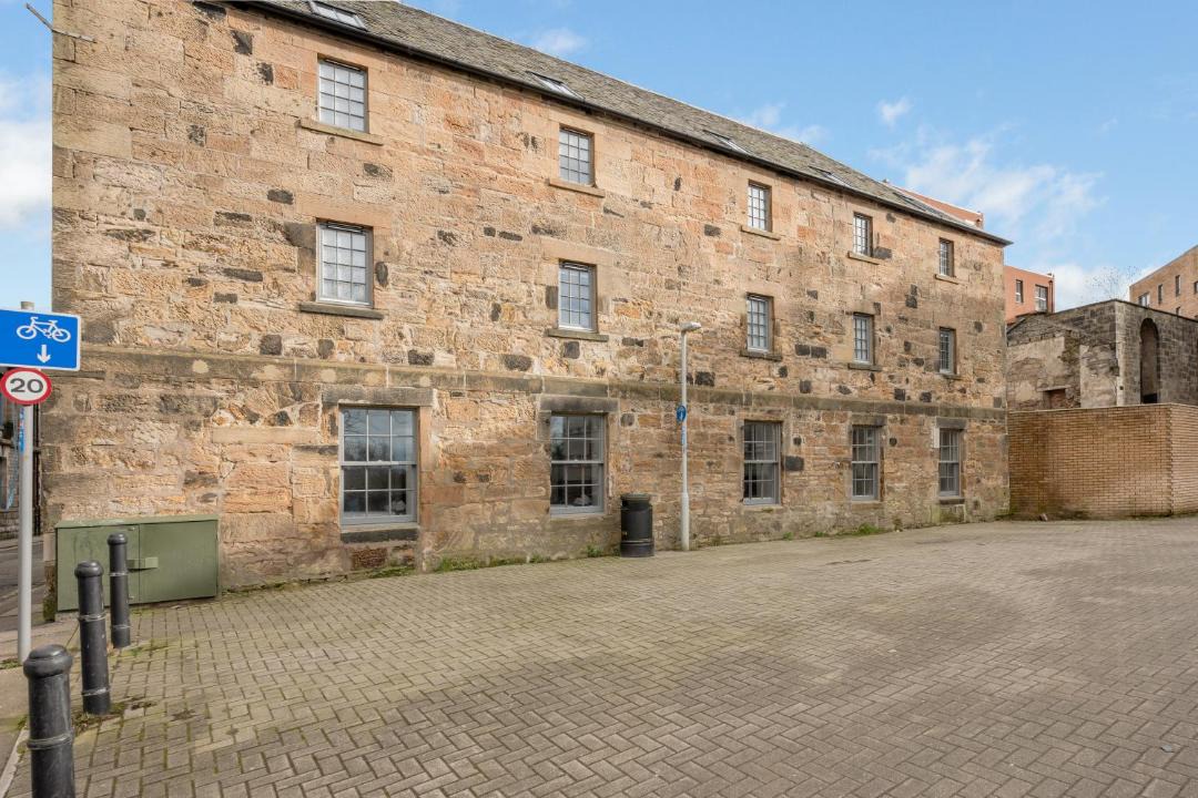 Photo of Others in Dunfermline