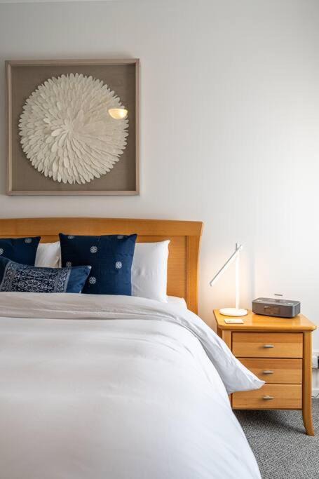 Photo of Others in Largs North