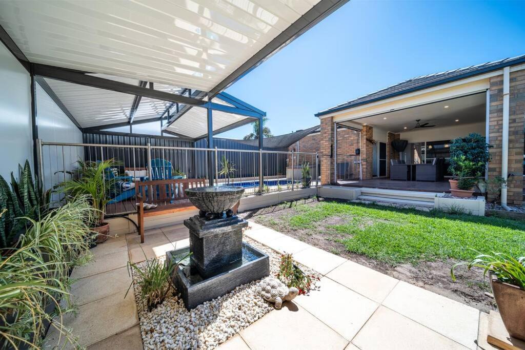 Photo of Others in Largs North