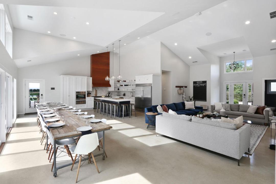 Photo of Livingroom in Union Pier