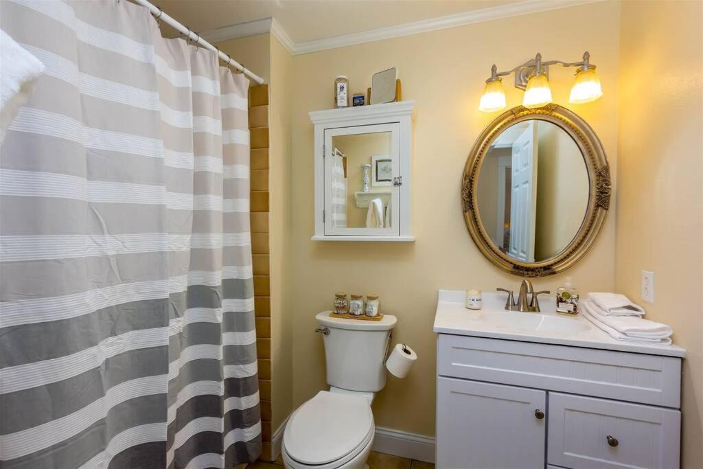 Photo of Others in Orchard District