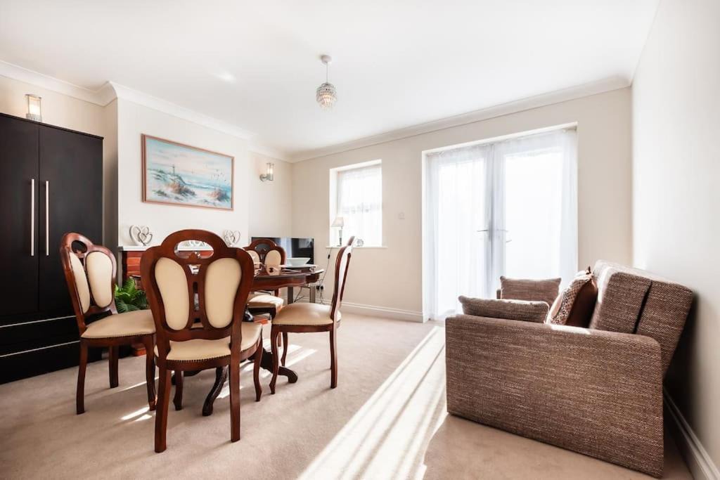 Photo of Others in Botley