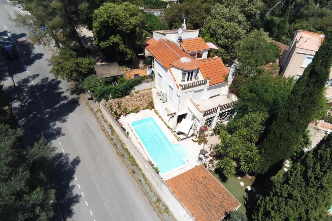 Photo of Others in La Garde