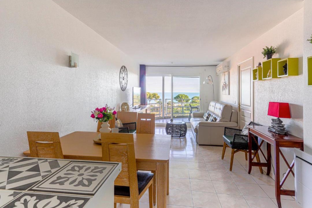 Photo of Others in La Californie