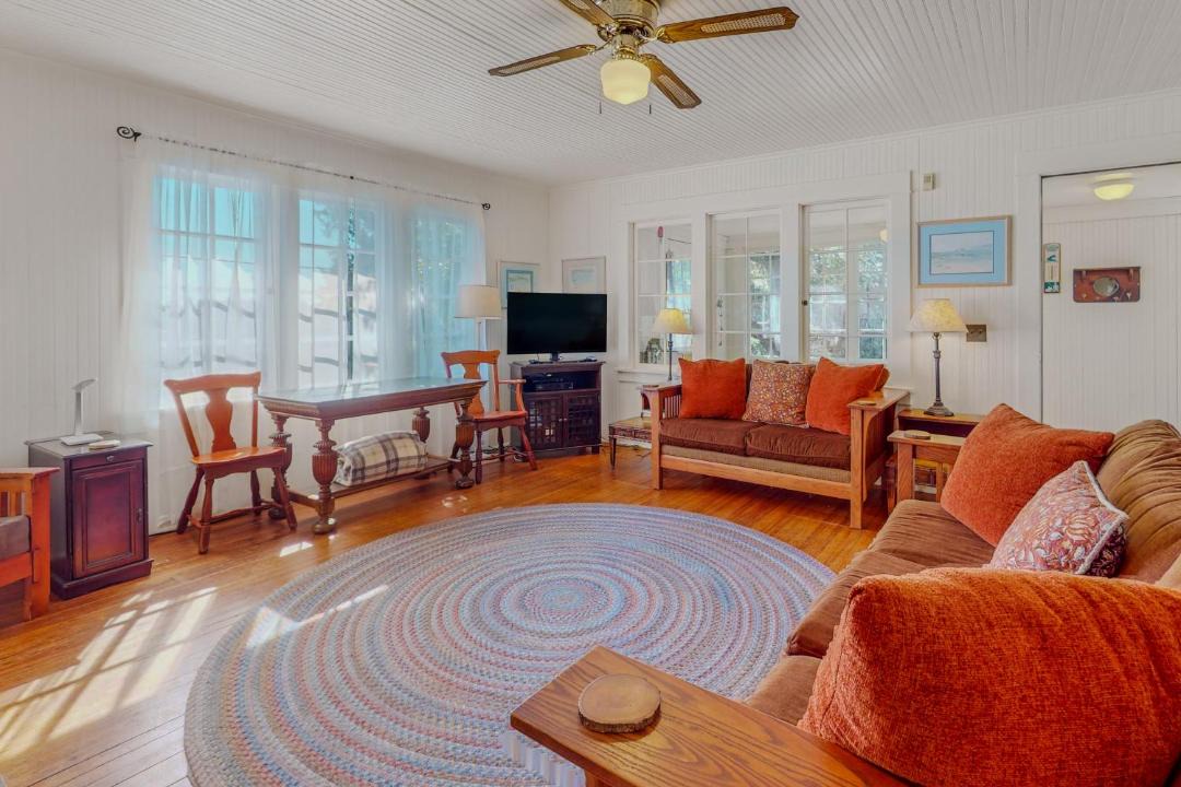 Photo of Others in Cannon Beach