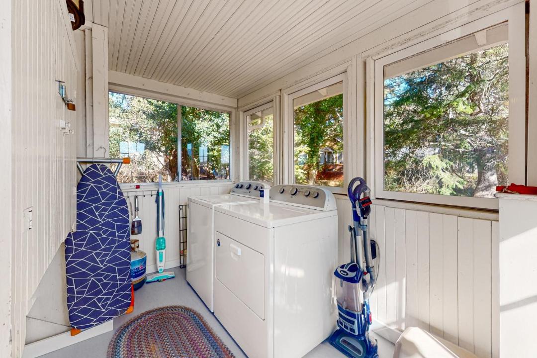 Photo of Others in Cannon Beach