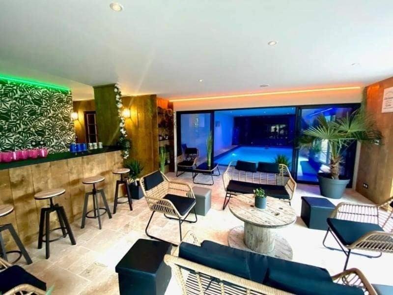 Photo of Others in Fiennes