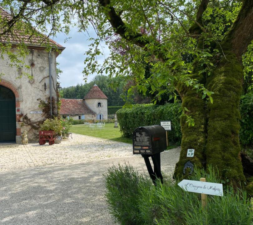 Photo of Others in Quingey