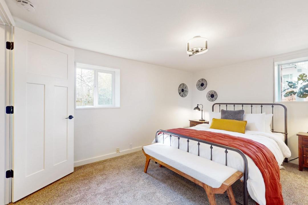 Photo of Bedroom in Cornwall Park