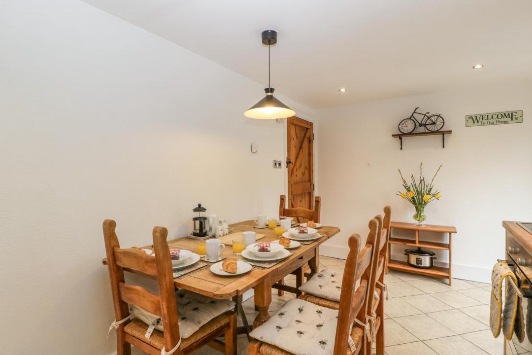 Photo of Others in Pembridge