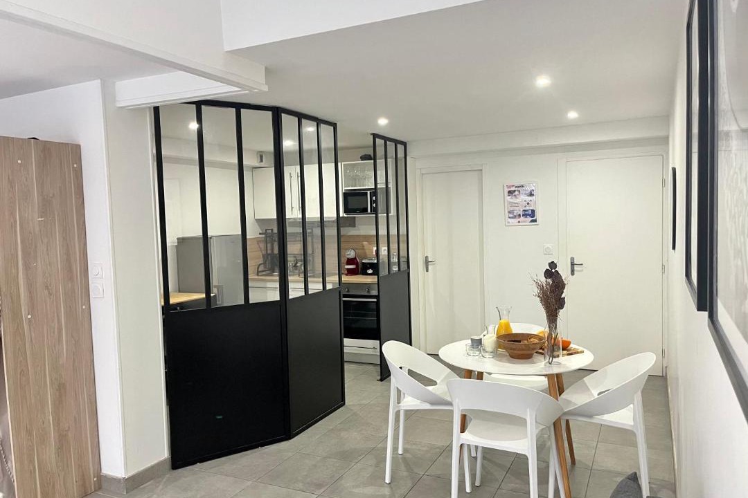 Photo of Others in Moliere - Edgard Quinet