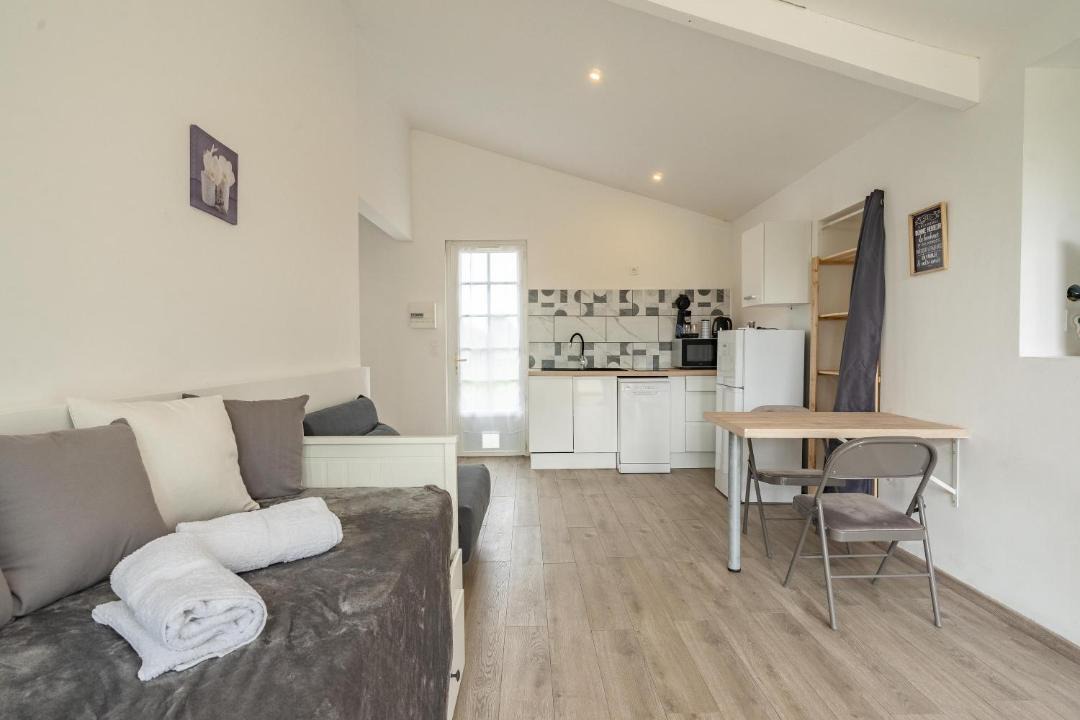 Photo of Others in Cozes