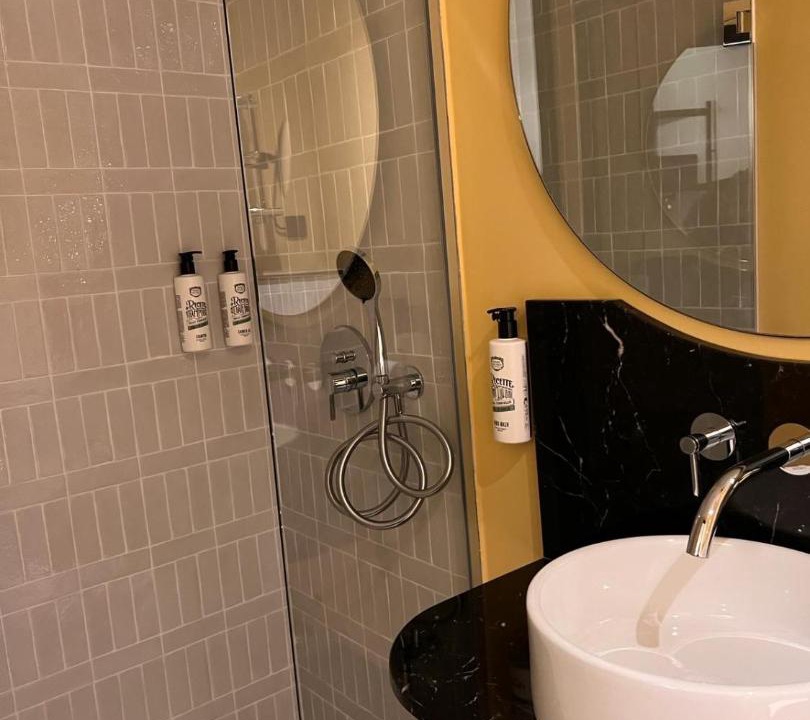 Photo of Others in Quartier de la Folie-Mericourt