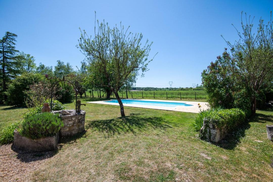 Photo of Others in Ambillou