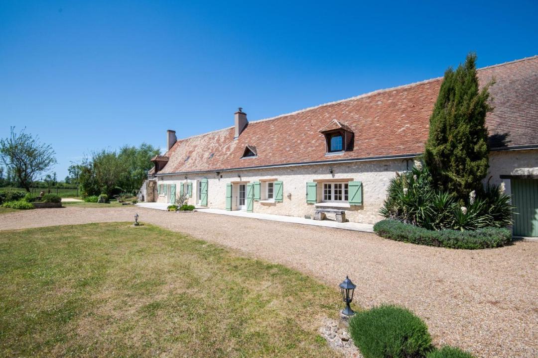 Photo of Others in Ambillou