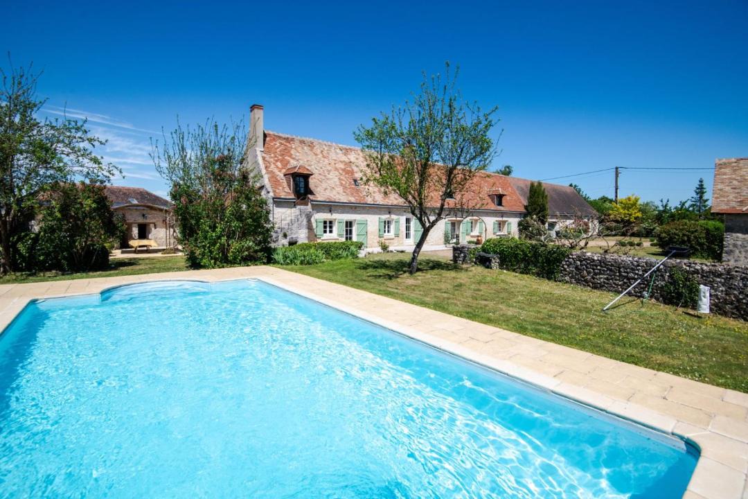 Photo of Others in Ambillou