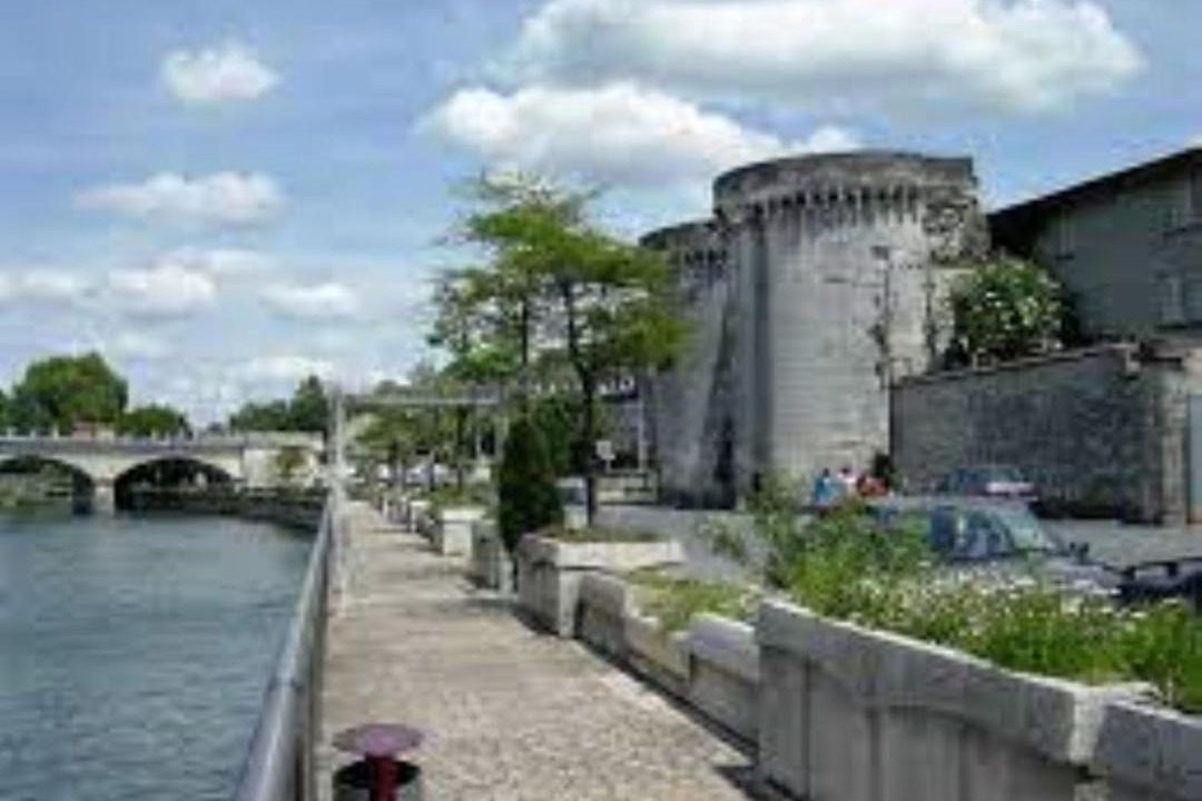 Photo of Others in Cognac