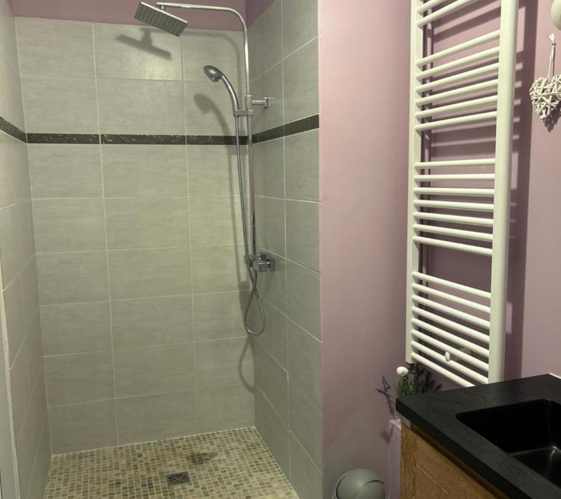 Photo of Bathroom in Fralignes