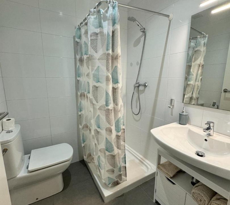Photo of Bathroom in Tivenys