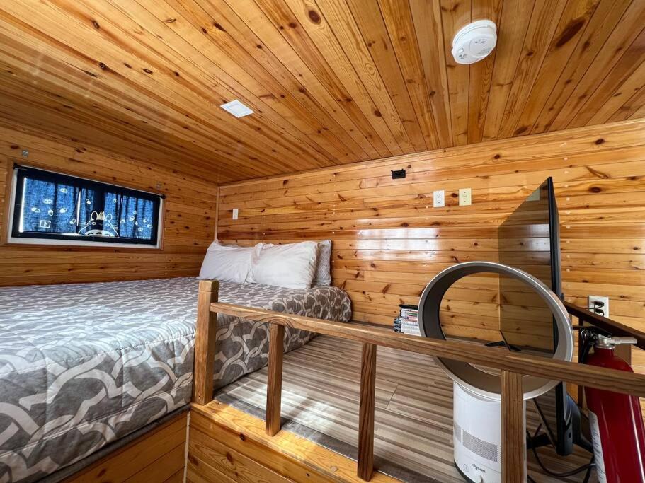 Photo of Bedroom in Valley Center