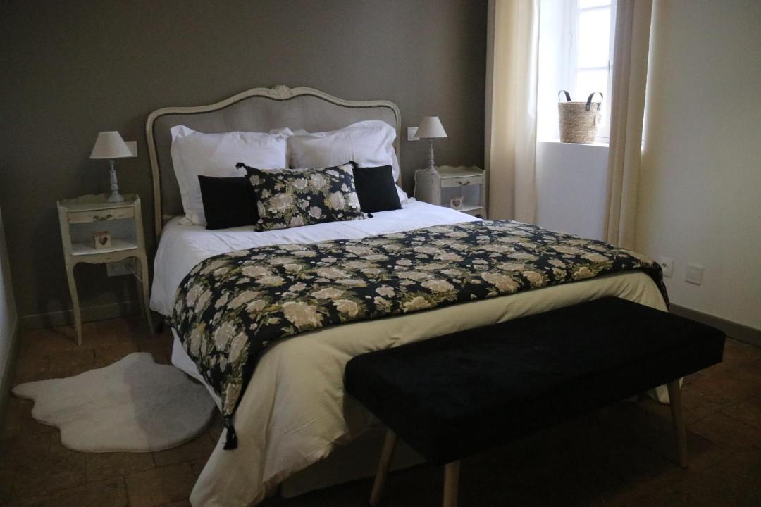 Photo of Others in La Rouge