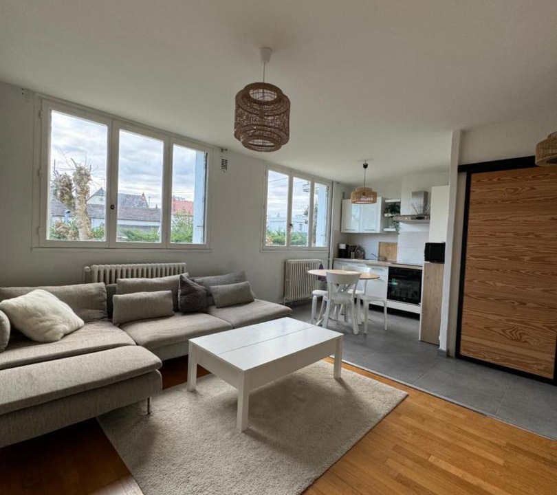 Photo of Livingroom in Montchapet