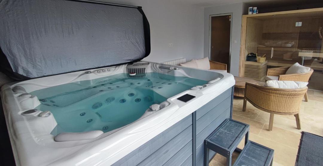 Photo of Others in Pontorson