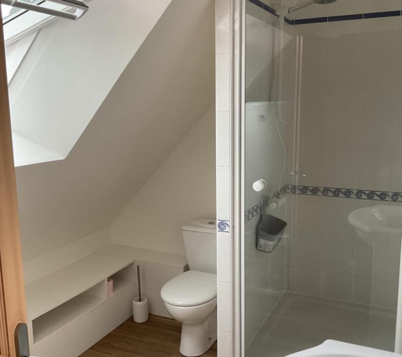 Photo of Others in Livry